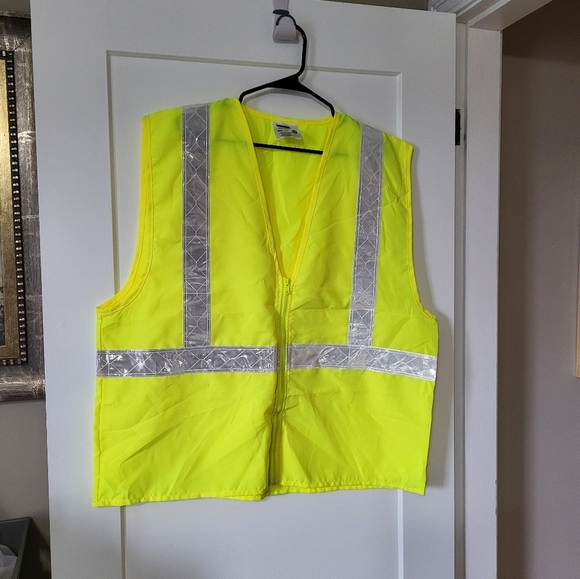 Safety Vest - Picture 1 of 2